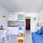 דירה De La By Interhome סן-סיר-סור-מר