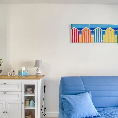 De La By Interhome Apartman